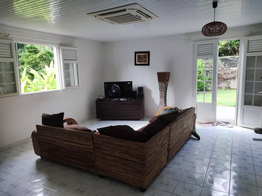 Villa Familiale Avec Piscine Le Marin ภายนอก รูปภาพ